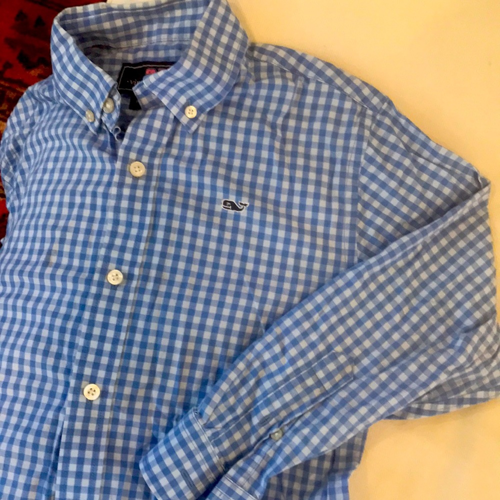 Vineyard vines boys button down size small 8–10
